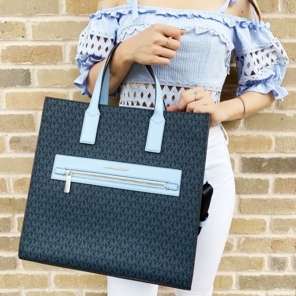 Michael kors XL Satchel zip tote SALE‼️ - Picture 8 of 8